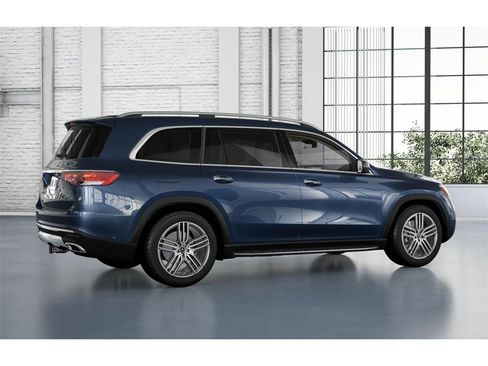 New 2026 Mercedes-Benz GLS 450 4MATIC image 19