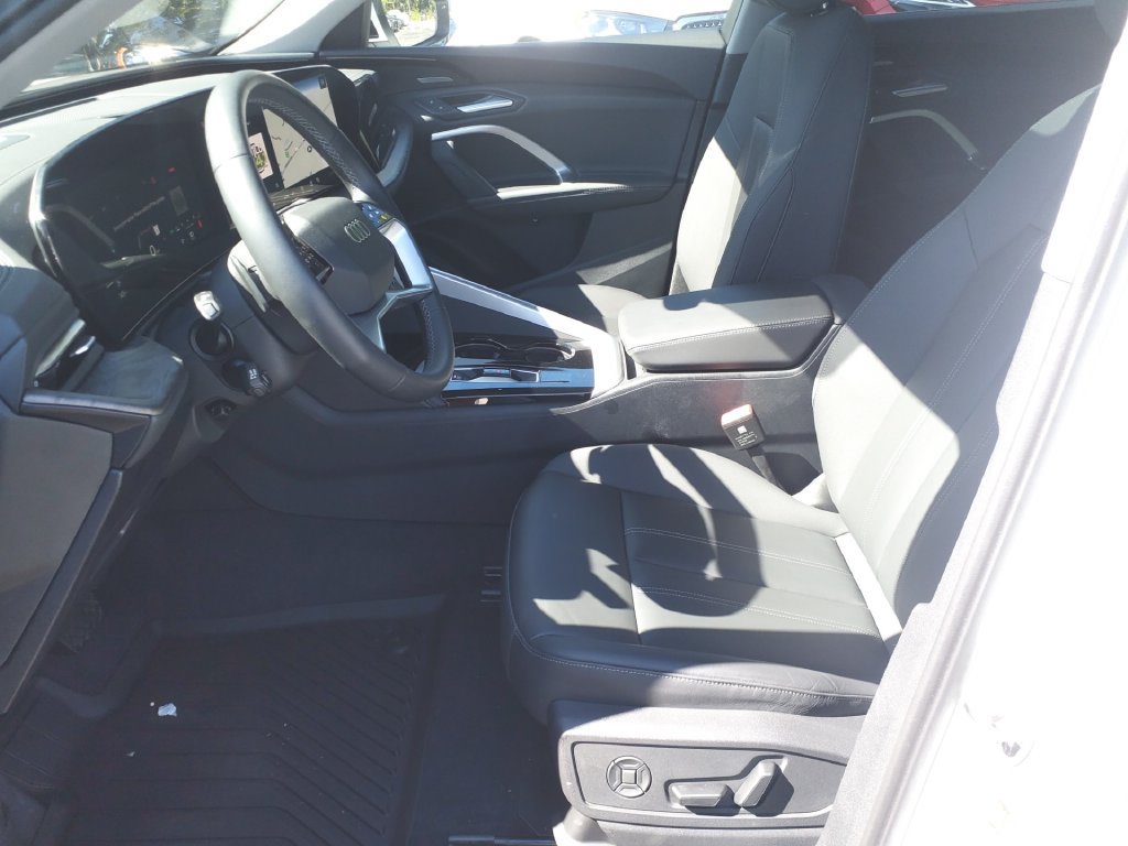 Used 2025 Audi Q5 Premium Plus AWD/4WD image 21