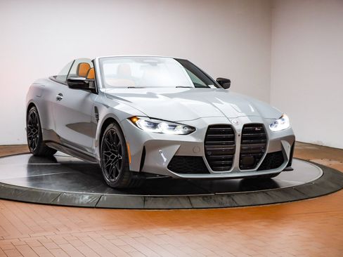 Used 2023 BMW M4 xDrive Competition image 3