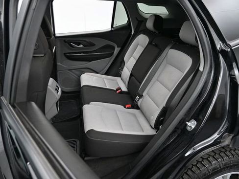 Used 2022 GMC Terrain SLE image 23