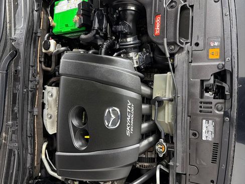 Used 2014 MAZDA MAZDA3 i Touring FWD image 24
