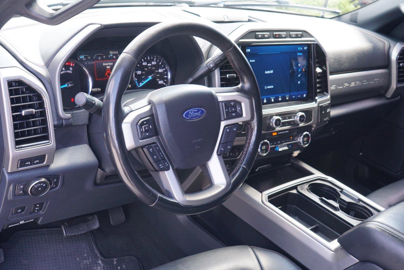 Used 2022 Ford F350 Platinum AWD/4WD image 8