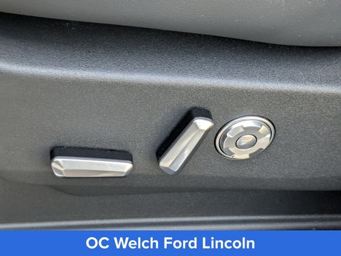 Certified 2025 Lincoln Navigator Reserve AWD/4WD image 22