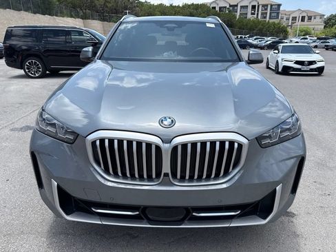 Used 2025 BMW X5 xDrive50e w/ Executive Package AWD/4WD image 2