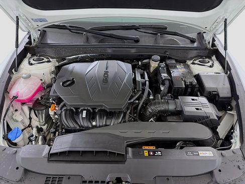 Used 2025 Hyundai Sonata SE image 29