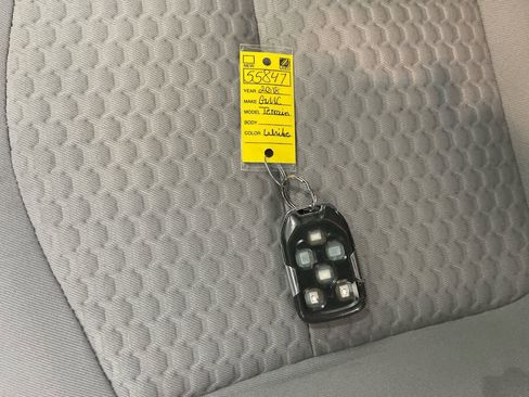 Used 2018 GMC Terrain SLE w/ Driver Convenience Package image 26