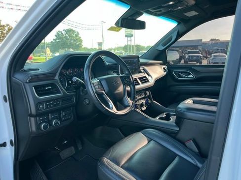 Used 2021 Chevrolet Tahoe Z71 w/ Z71 Signature Package AWD/4WD image 6