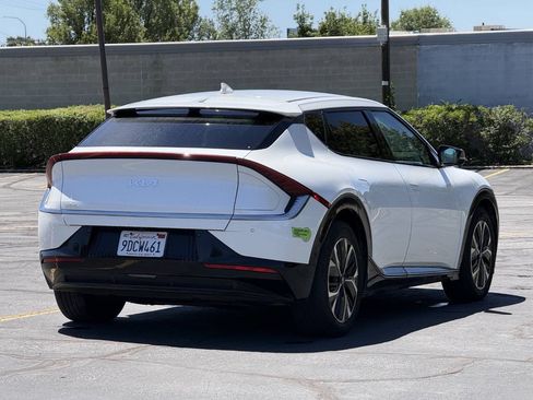 Used 2022 Kia EV6 Wind w/ Wind Technology Package AWD/4WD image 5