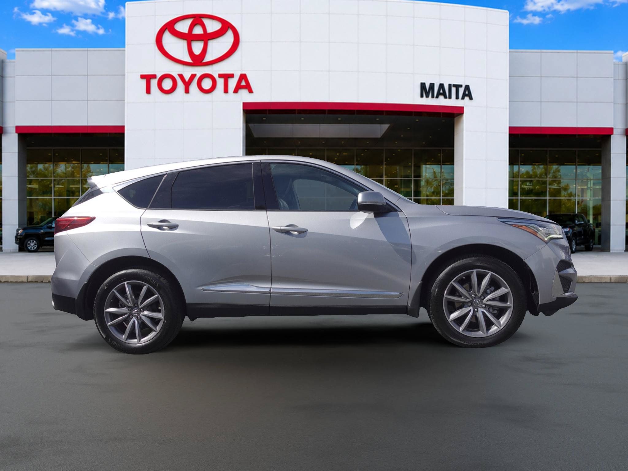 Used 2019 Acura RDX w/ Technology Package FWD image 2
