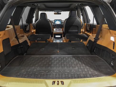 Used 2020 Lincoln Aviator Black Label Grand Touring w/ Class IV Trailer Tow Package image 58