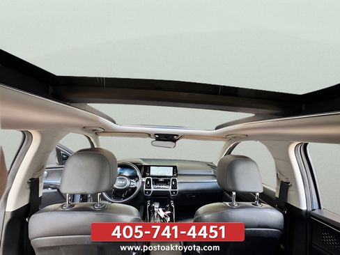 Used 2023 Kia Sorento SX AWD/4WD image 21