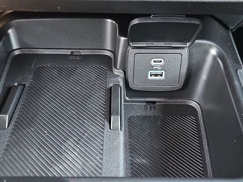 New 2025 Ford Bronco Outer Banks image 25