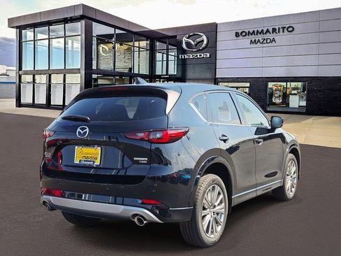 New 2025 MAZDA CX-5 Signature image 3