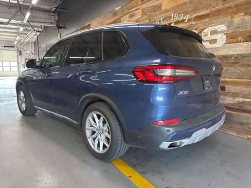 Used 2019 BMW X5 xDrive40i w/ Convenience Package AWD/4WD image 9