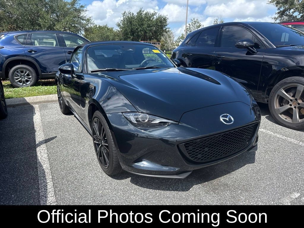 Used 2025 MAZDA MX-5 Miata Grand Touring RWD image 1