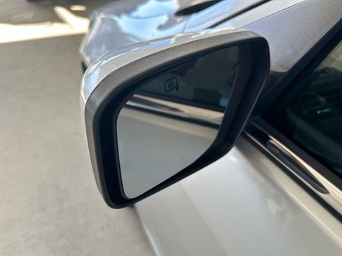 Used 2010 Ford Fusion SEL image 15