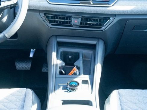 New 2026 Volkswagen Tiguan S image 32