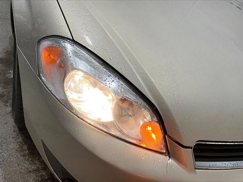 Used 2010 Chevrolet Impala LT w/ Luxury Edition Package image 28