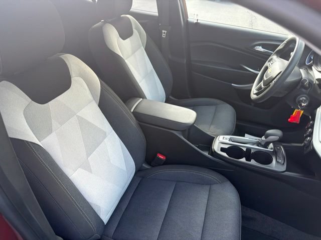 Used 2025 Chevrolet Trax LS FWD image 38
