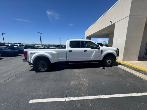 Used 2019 Ford F350 XLT AWD/4WD image 6