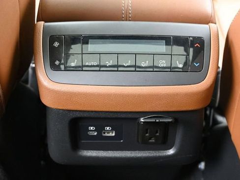 Used 2024 Nissan Pathfinder Platinum w/ Cargo Package AWD/4WD image 21