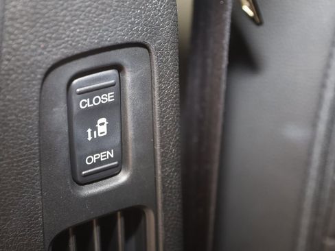 Used 2023 Honda Odyssey EX-L image 45