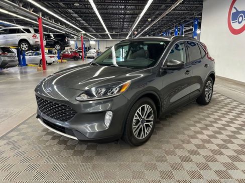 Used 2020 Ford Escape SEL FWD image 7