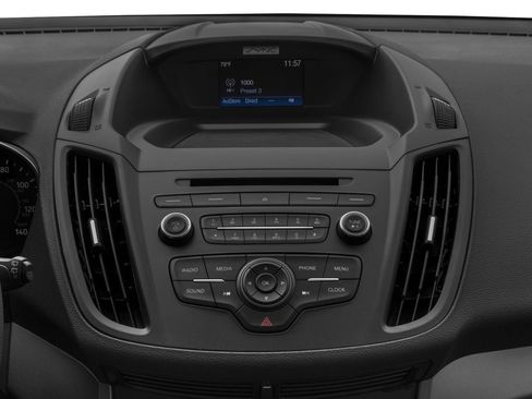 Used 2017 Ford Escape SE w/ Equipment Group 201A FWD image 7