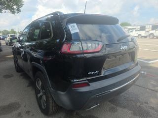 Used 2019 Jeep Cherokee Limited AWD/4WD image 4