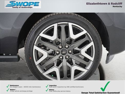 New 2026 Ford Expedition Max Platinum image 32