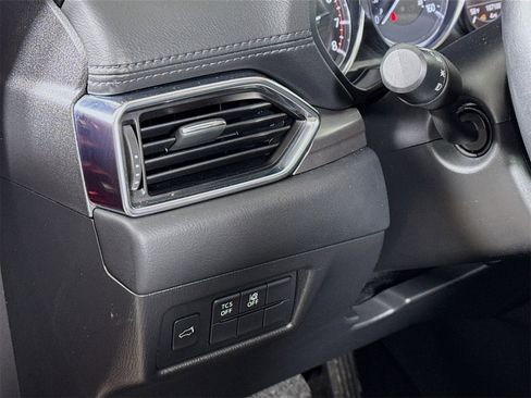 Used 2018 MAZDA CX-5 Touring w/ Preferred Equipment Package image 8