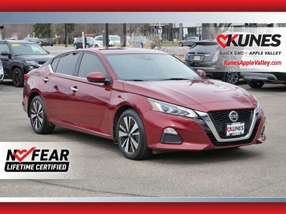 Used 2021 Nissan Altima 2.5 SV w/ SV Premium Package