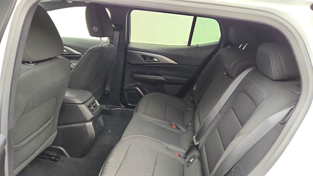 Used 2025 Chevrolet Equinox EV LT FWD image 20