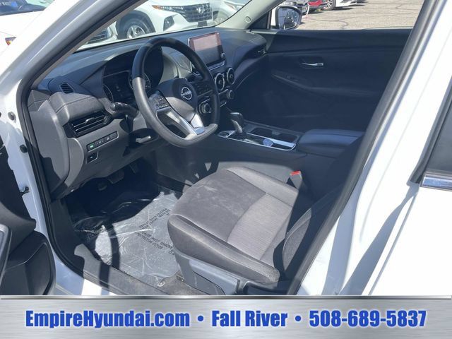 Used 2024 Nissan Sentra SV FWD image 18