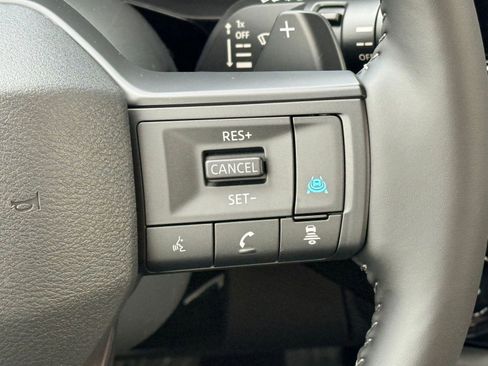 New 2026 Nissan Pathfinder SV image 25