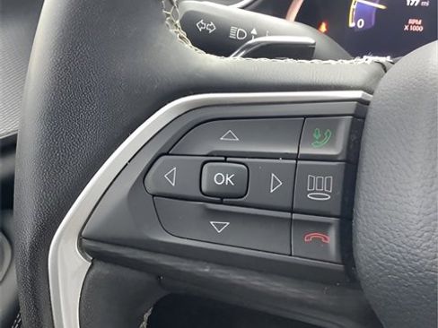 Used 2023 Jeep Grand Cherokee Laredo w/ Luxury Tech Group I image 22