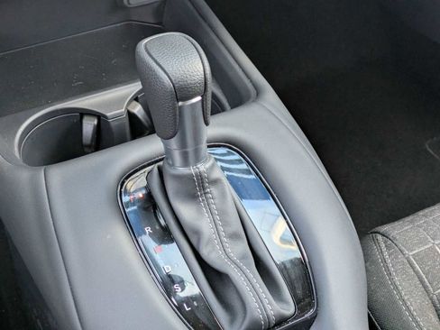 Certified 2025 Honda HR-V LX image 28