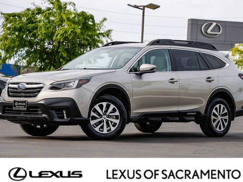 Used 2020 Subaru Outback Premium image 1