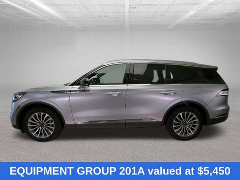 Used 2024 Lincoln Aviator Reserve w/ Equipment Group 201A AWD/4WD image 4