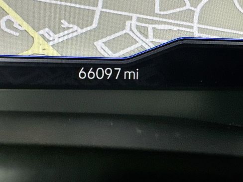 Used 2022 Volkswagen Atlas Cross Sport SEL R-Line image 33