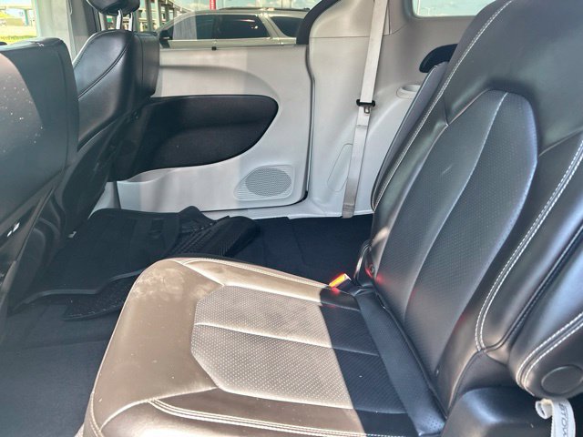 Used 2023 Chrysler Pacifica Touring-L w/ Road Tripper Package AWD/4WD image 36