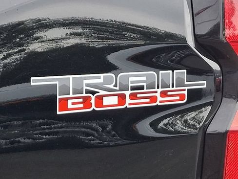 Used 2023 Chevrolet Colorado Trail Boss w/ Advanced Trailering Package AWD/4WD image 33