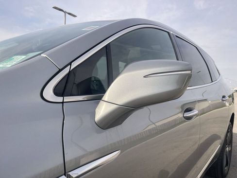 Used 2024 Buick Enclave Essence w/ Experience Buick Package FWD image 11