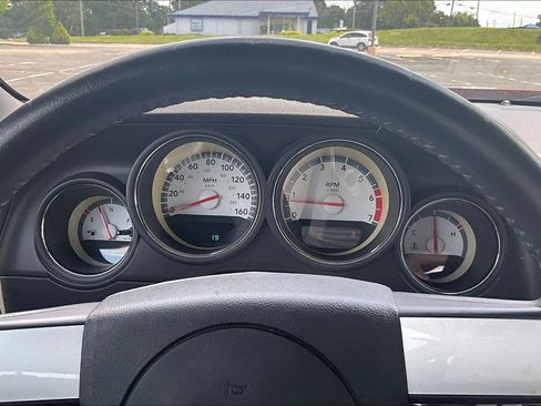 Used 2010 Dodge Challenger R/T RWD image 16