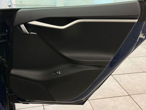 Used 2018 Tesla Model S 75D AWD/4WD image 22