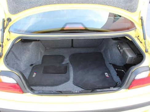 Used 1995 BMW M3 Coupe RWD image 29