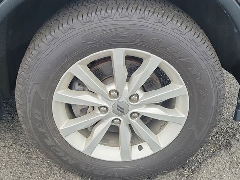 Used 2020 Dodge Durango SXT image 8