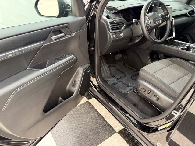Used 2025 GMC Acadia Elevation AWD/4WD image 37