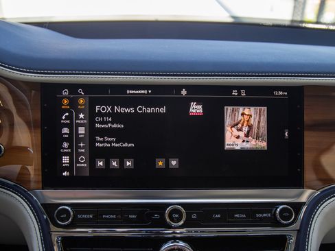 Used 2024 Bentley Flying Spur Azure AWD/4WD image 15
