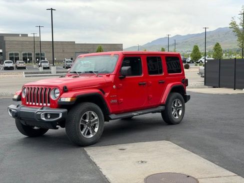 Used 2021 Jeep Wrangler Unlimited Sahara w/ Uconnect 4C Nav & Sound Group AWD/4WD image 6